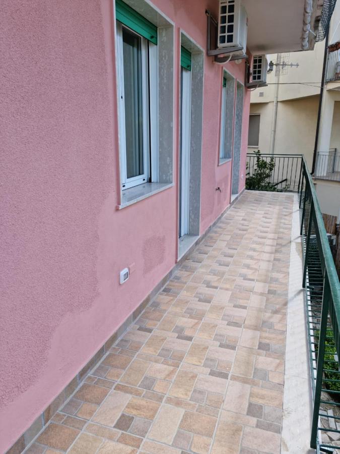 Casa Sofia Apartment Гаета Екстериор снимка